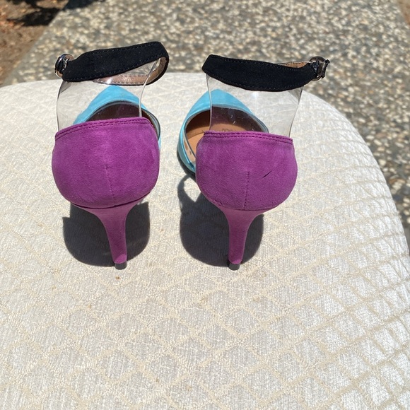 Chinese Laundry - Picture 4 of 4